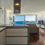 Taliarte Lighthouse Views *