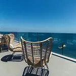 Taliarte Lighthouse Views Apartamento *